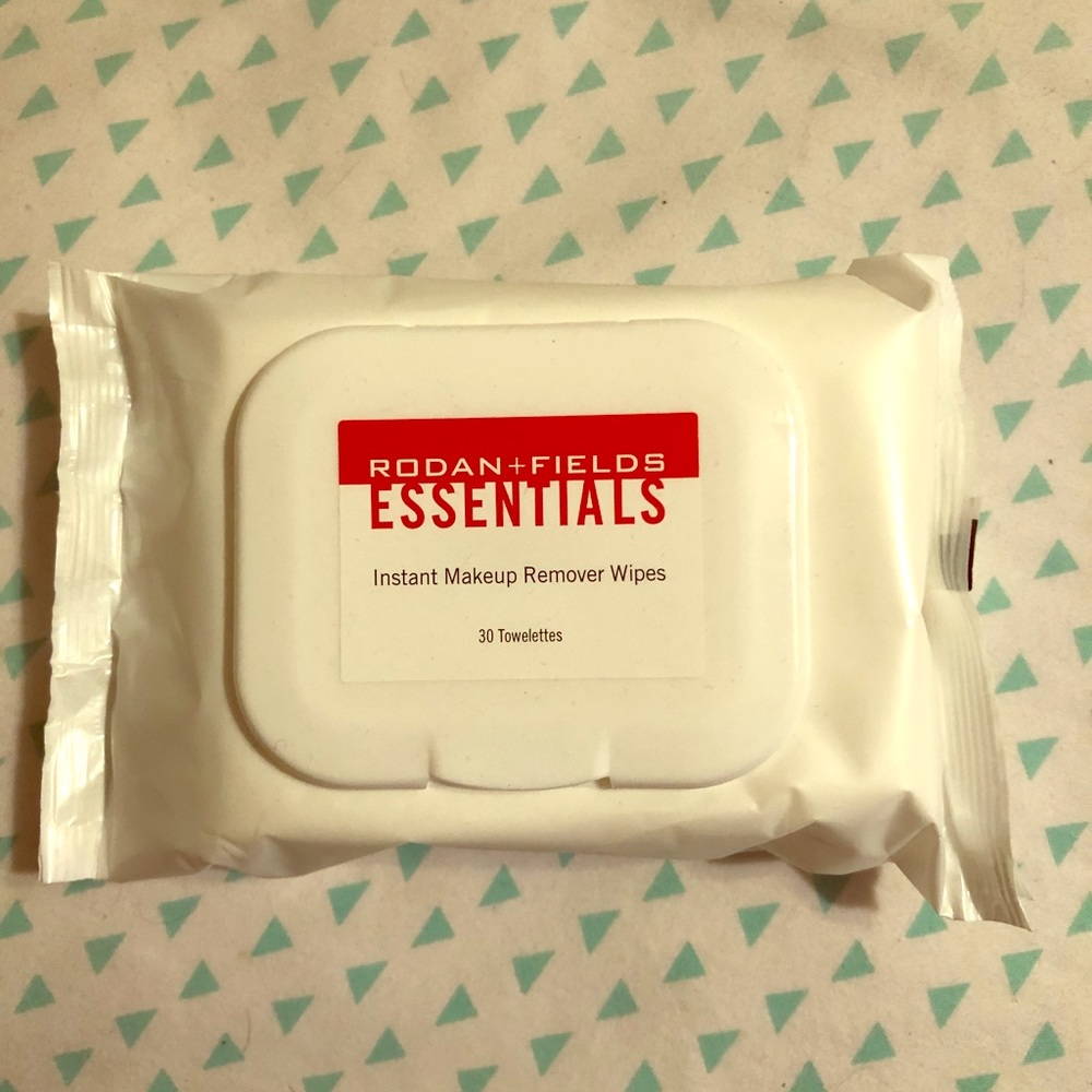 Rodan and Fields Makeup Remover Wipes - 1 Package
